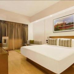 Hotel Red Plaza-Near Delhi Airport-Free Airport Drop