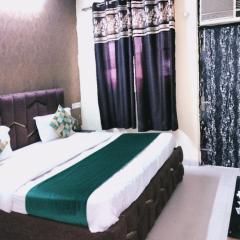 Hotel The Green International