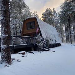 Grand Canyon Cabin! One hour and 10 minutes to the South Entrance!