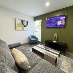 2 DT Dallas l FIFA WORLD CUP READY l 5 Min from Love Field