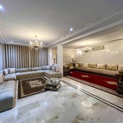 Chic & Spacious 4BR with Jacuzzi-Fez New City Stay