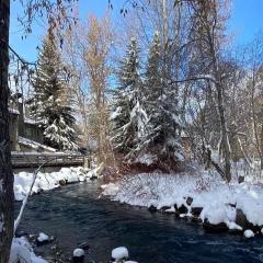 Ski-in/Ski-out to Baldy + Outdoor Pool