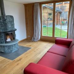 Neuwertiges 2 Zi Ferienchalet 55M2