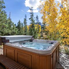 Silverbell Chalet: Private Hot Tub, Mountain Views
