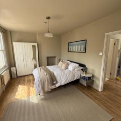 The Victorian N16 Residence