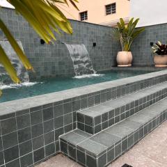 Luxurious studio next to Confeitaria Colombo