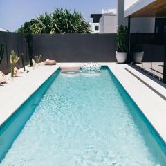 Villa Mimosa - Casuarina Wellness Retreat