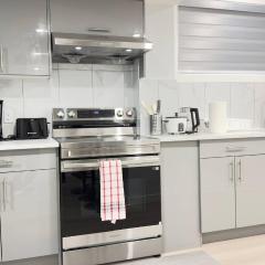 Zillion’s Bliss - Basement Suite