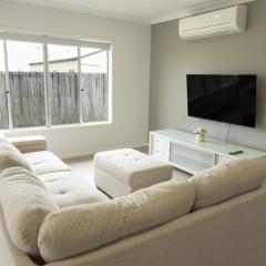 Spacious 4-Bed House in Leafy Plainland