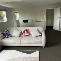 Northcote holiday home- Next stop CBD