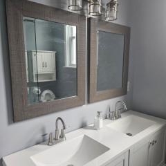 Cozy Getaway 3-Prudential Center, NJPAC, Penn Station