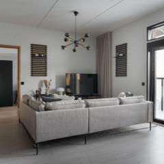 Le Chalet Lingonberry D39 Ski-in Ski-out by Aavalevi