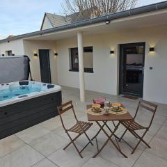Cœur de Jardin - Spa PRIVE - Jacuzzi - Parking Gratuit - Route des Vins