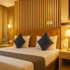 Rajnandani Palace - Spacious, Air-Conditioned Rooms Close to Ram Mandir