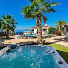 Luxusvilla Mit Fantastischem Meerblick