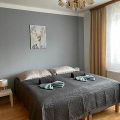 revLIVING Lodge Kleinstelzendorf Hollabrunn - 4 Schlafzimmer