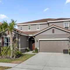 6 Bedrooms 5 Bathrooms Solterra 7642 Ol