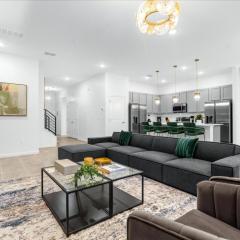 10 Bedrooms 9 Bathrooms Paradiso Grande 6098Hs