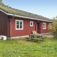 Lovely Home In Ebeltoft With Wifi