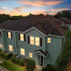 4 Bedrooms 3 Bathrooms Lucaya Village 18-105