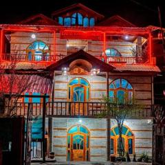 Diya Palace Kasol with Parking in Main kasol