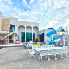 About P พูลวิลล่า ชะอำ