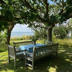 Sommerhus Med Sjæl Få Skridt Fra Vandkanten