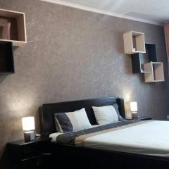 Luxury apartment Slobozhansky Prospekt