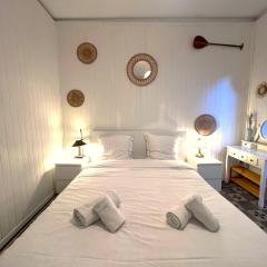 Villa paisible avec wifi, piscine et jardin