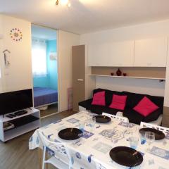 Meublé de Tourisme 2*, T2 cabine, rdc, 4 couchages, à Narbonne Plage.