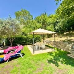 Rifugio Toscano per 4 con giardino privato e BBQ