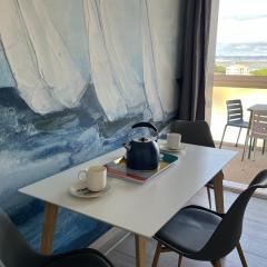 Sea view calm and comfort in the village