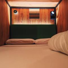 Urban Inn Capsule Madrid