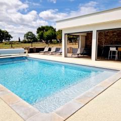 Le Gîte "Aubrac" Haut de gamme, Jardin, Piscine