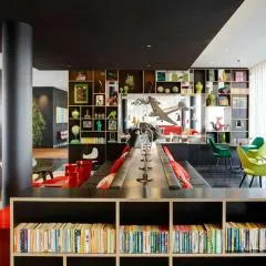 citizenM Paris Charles de Gaulle Airport
