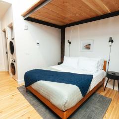 Loft 307 - The William - Vinyl - Downtown Vibes