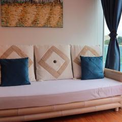 Oceanfront Studio Beach and Pool