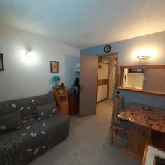 Studio cosy 2/3 pers, proche remontées & commerces à Valfréjus - FR-1-561-88
