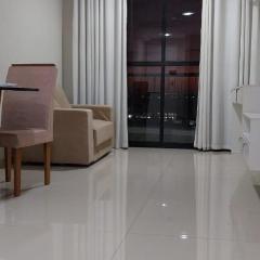 Flat Completo com sacada