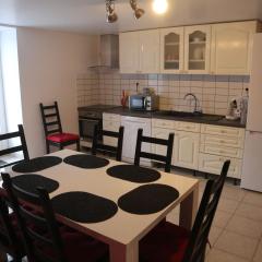 Gîte de Charme avec Sauna, Salle de Jeux et Connexion Fibre en Lorraine - FR-1-584-166