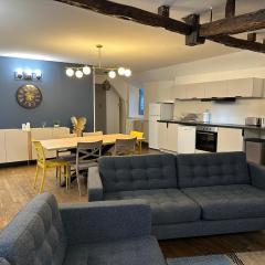 Le Charlet - Entre Marais et Cathédrale