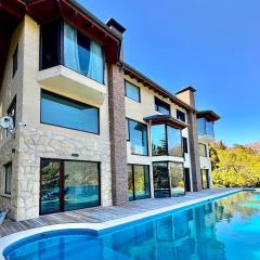 Luxury House with Private Beach and Pool