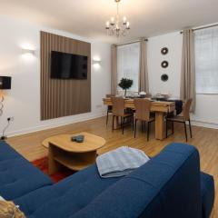 High-End City Escape - Pool Table - Spacious 2B apartment