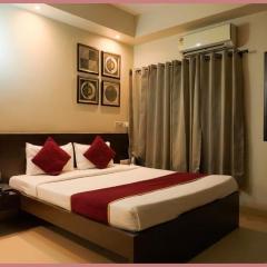 Marine Road Kashyam Palace Resort