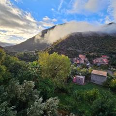 maison authentique Ourika avec vue sur l'Atlas