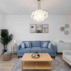 25 Min to Ana Maria Island, Heated Pool, 3 min to Shooping Center, New furniture