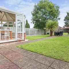 Beacon House - Private Parking - Fast Wifi