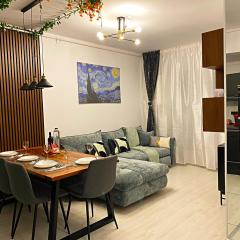 Beautiful Dining Area Full Kitchen Free Parking AC Bathtub