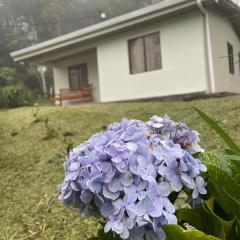 Alojamiento con lago privado en Bajos del Toro