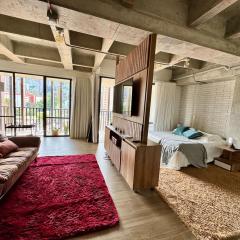 Art, design and urban life in Medellín loft